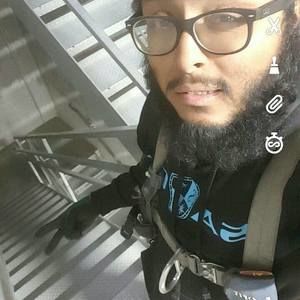 Meet your Posher, Mitchell